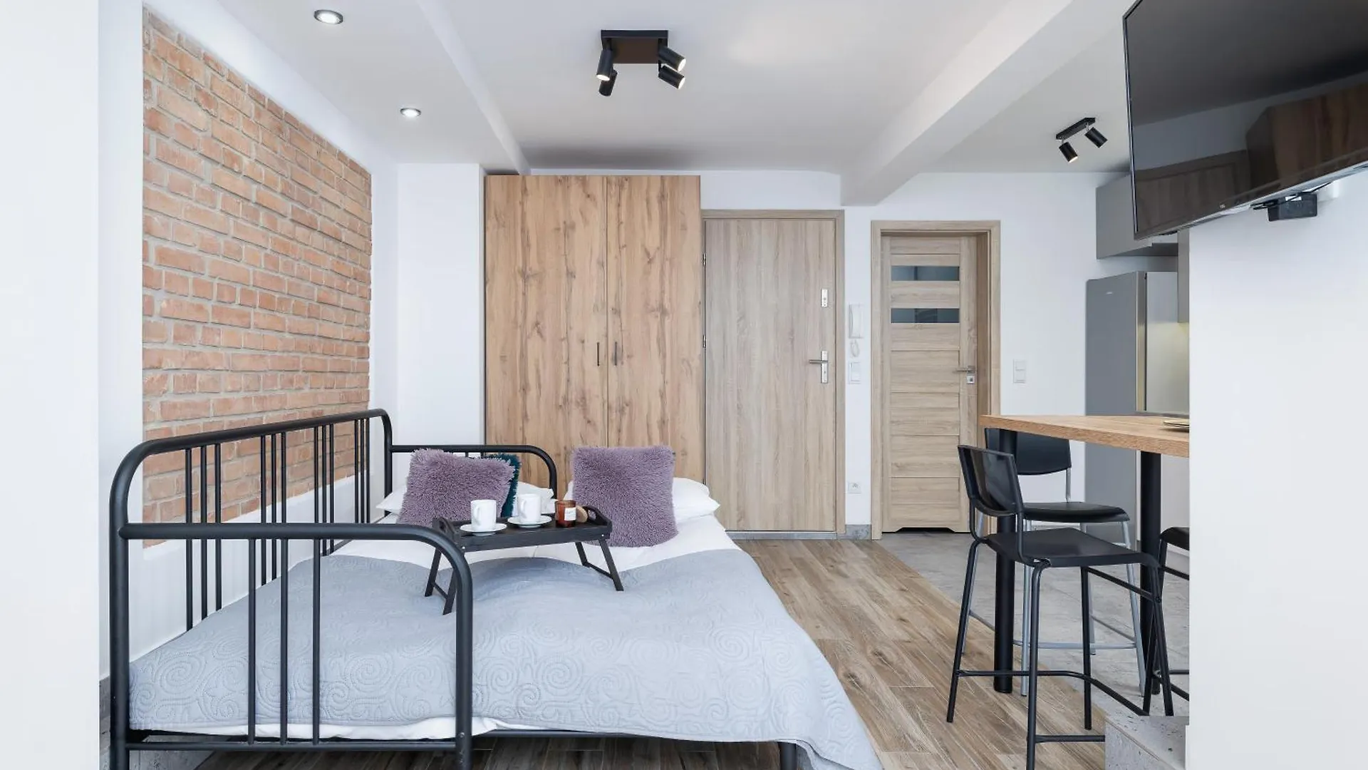 Classic & Elegant Apartments Moniuszki In Krakow By Noclegi Renters Poland