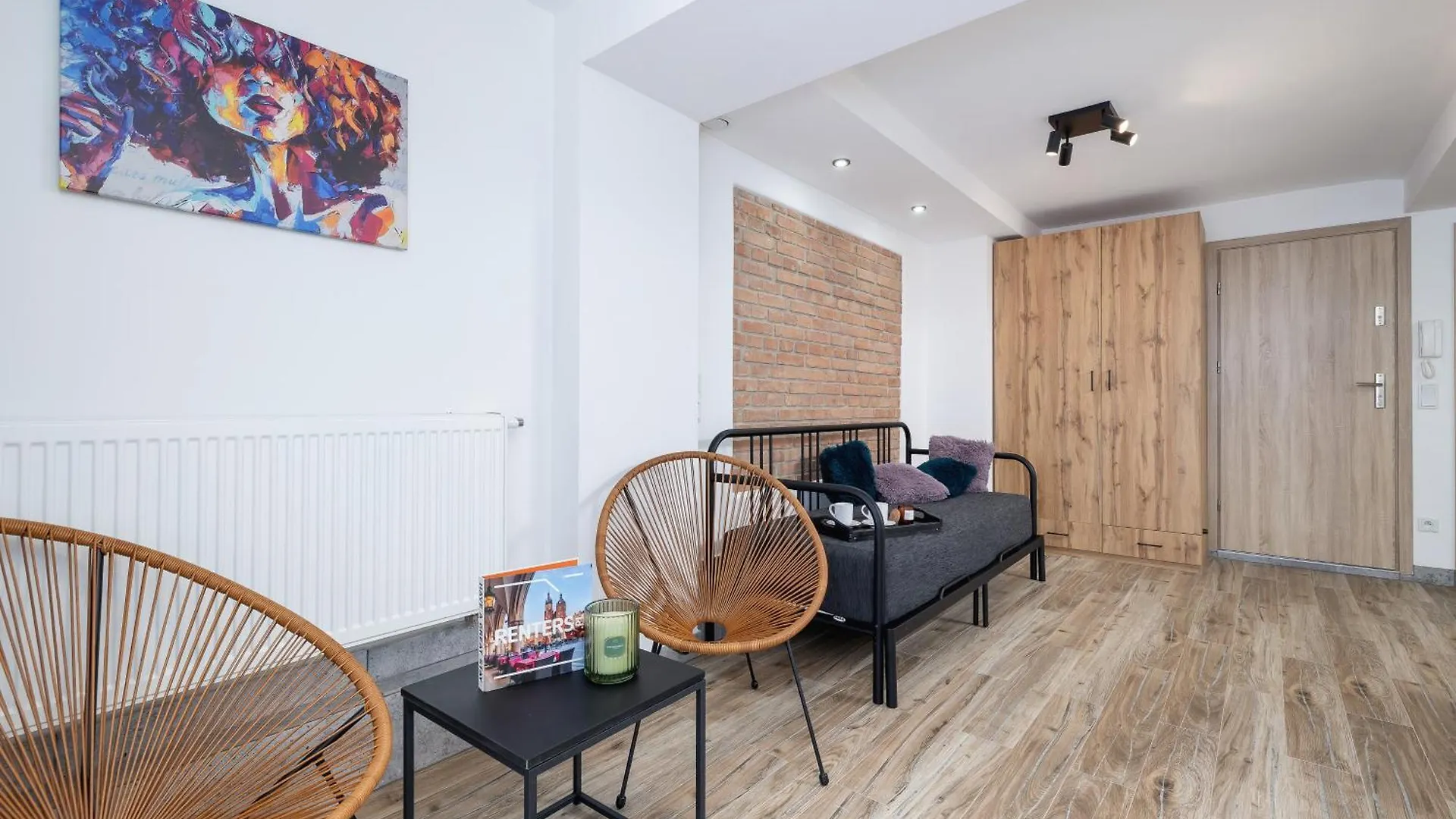 Classic & Elegant Apartments Moniuszki In Krakow By Noclegi Renters