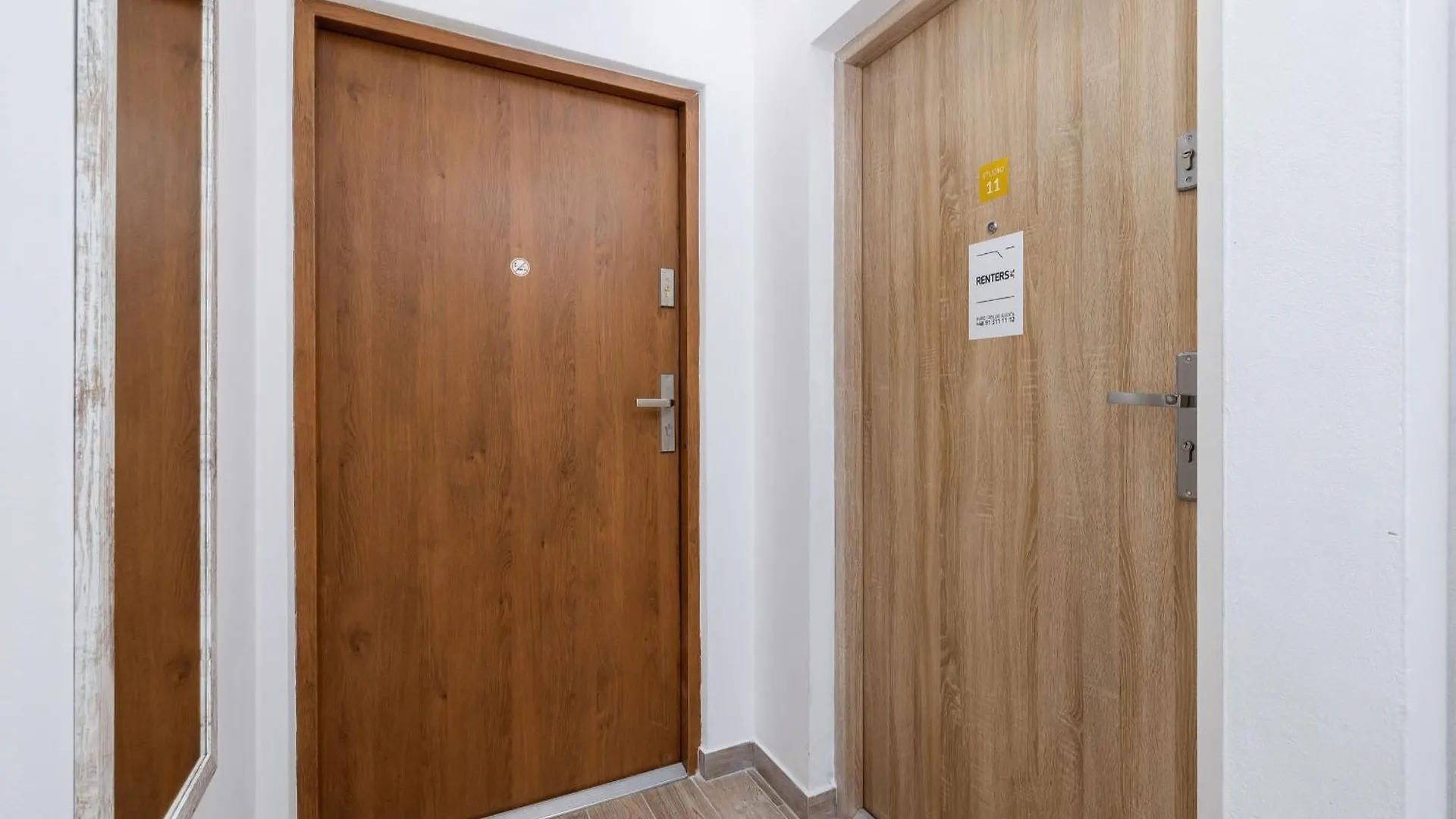 Classic & Elegant Apartments Moniuszki In Krakow By Noclegi Renters