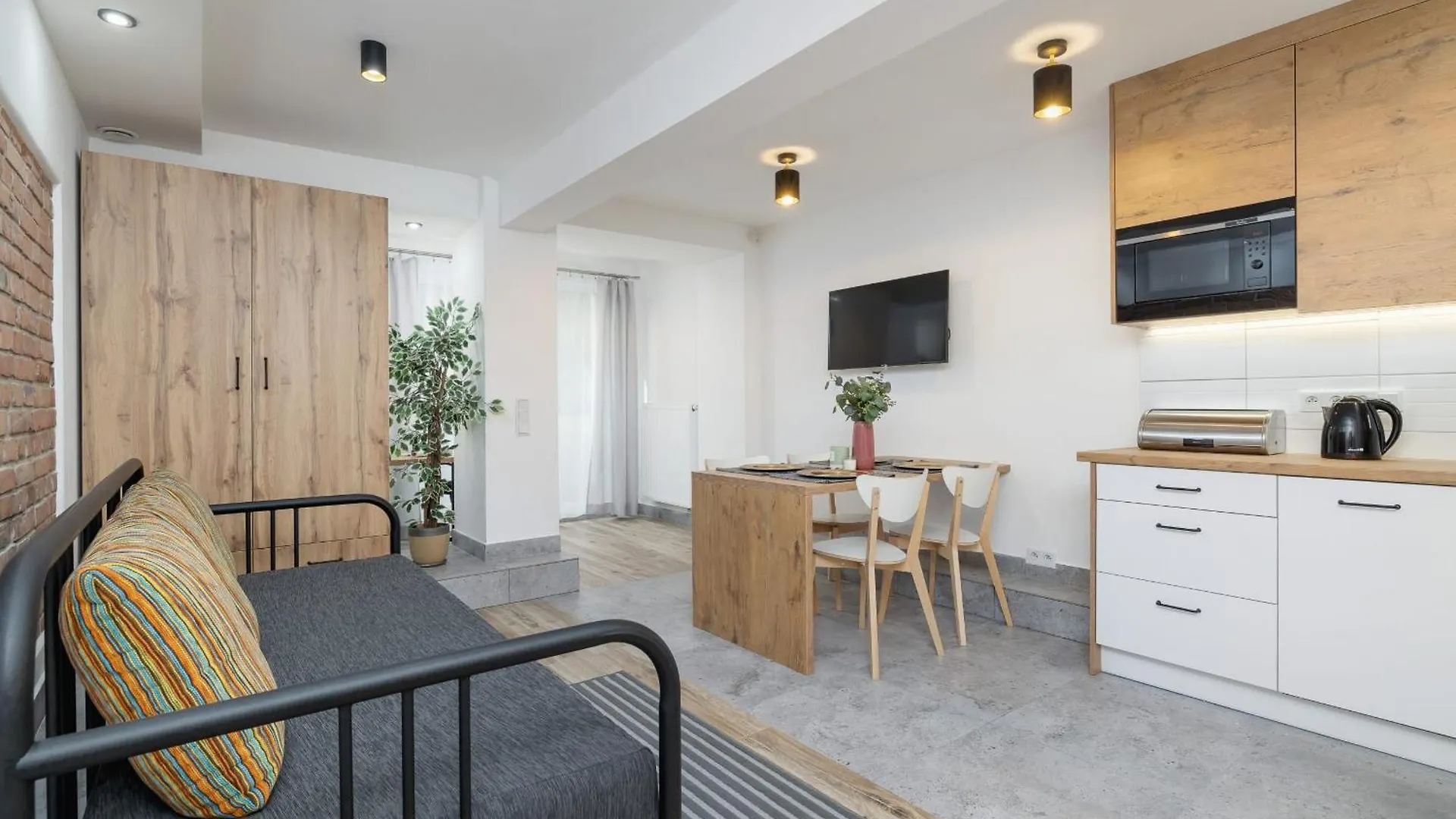 Classic & Elegant Apartments Moniuszki In Krakow By Noclegi Renters Poland